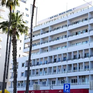 Sun Hall מלון דירות לרנקה